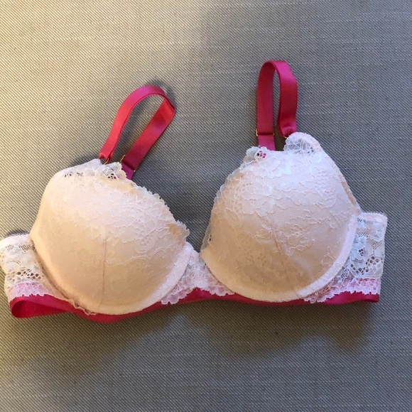 Victoria’s Secret Dream Angel Bra - Picture 2 of 6